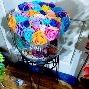 Artificial flower arrangement